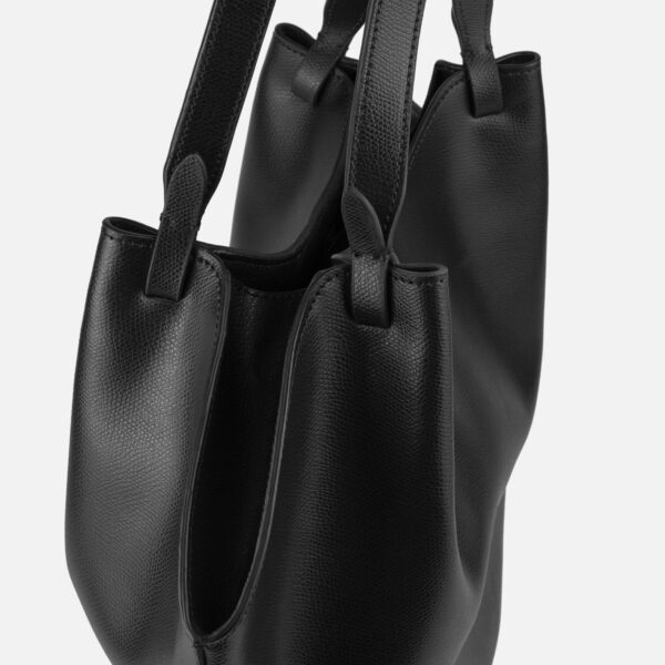 Maestoso Shell Black Leather Bag
